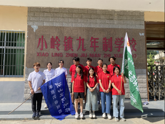 正在上传... 3a4fe3048942d96336354b1df5064368.png