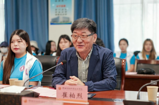 崔柏烈团长致辞